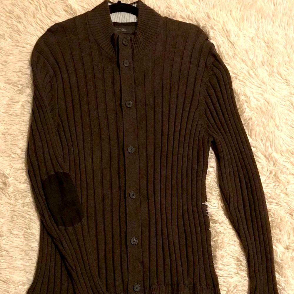 Cardigan sweater